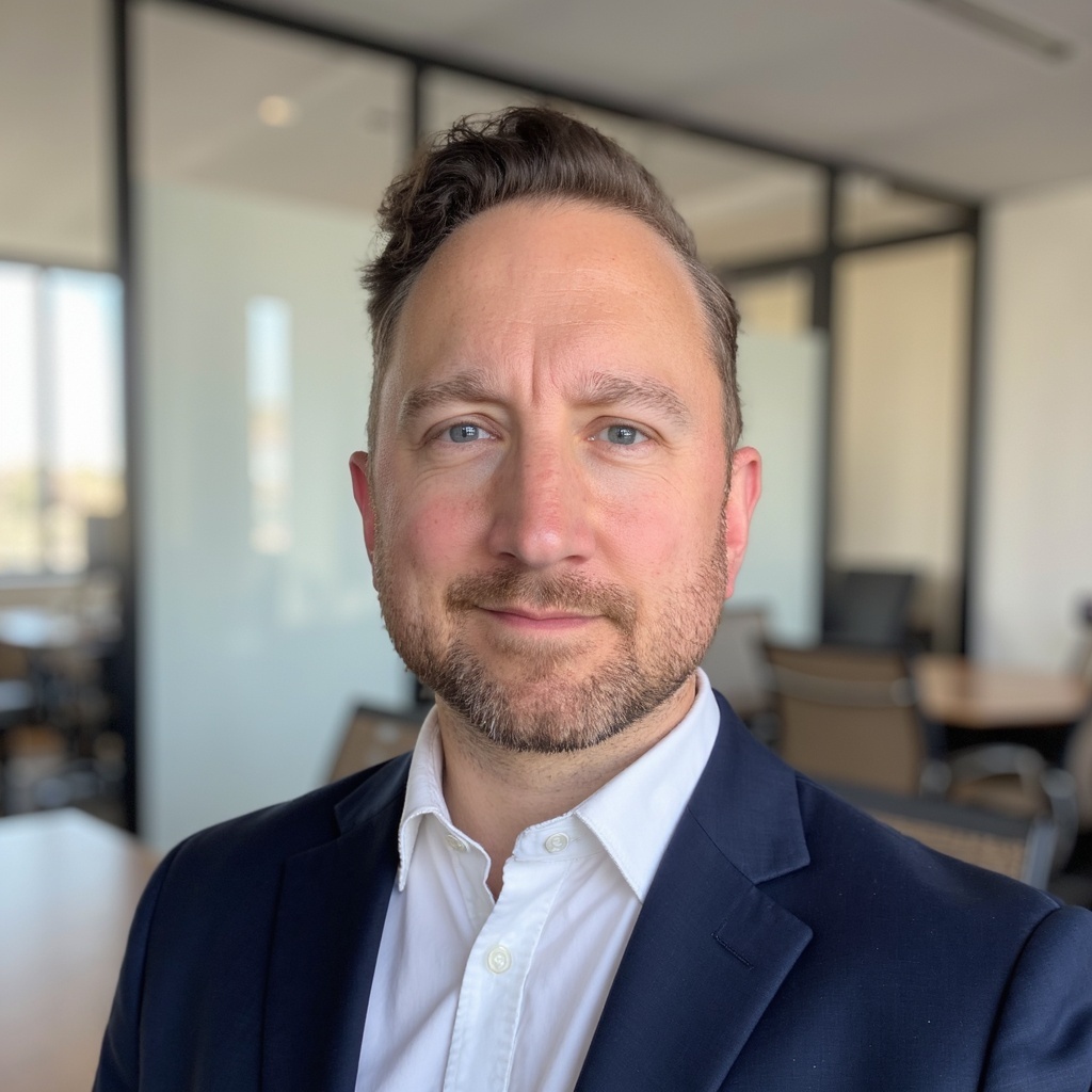 Aaron Salentine Headshot