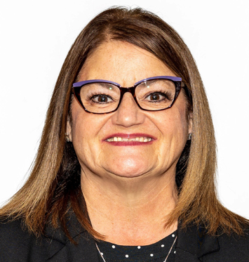 Theresa Custer Headshot