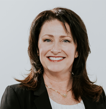 Laura Smyer Headshot